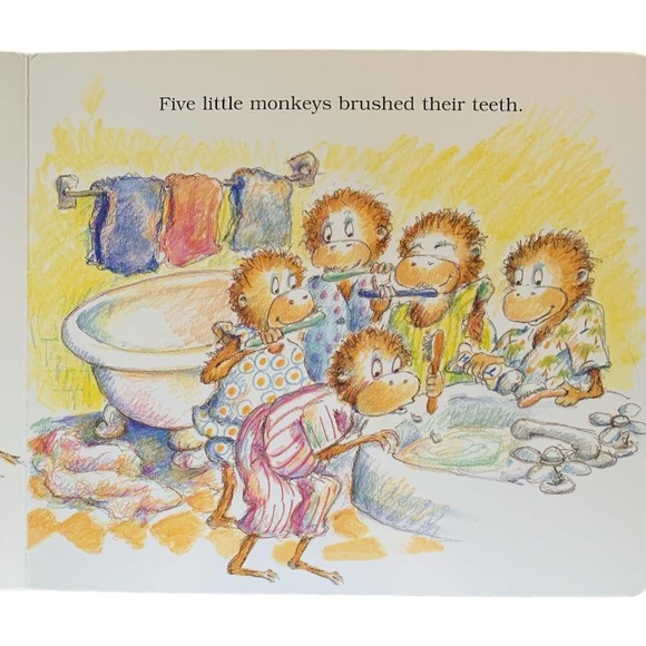 Five Little Monkeys Jumping Om The Bed By Eileen Christelow - Picture 4 of 4